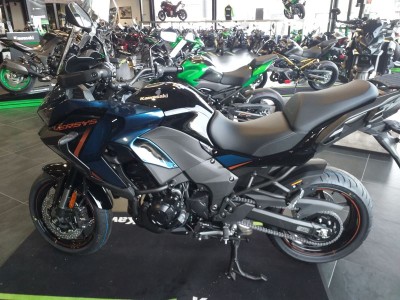 Versys bleu 1.jpg