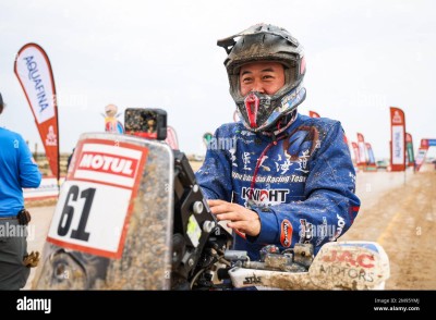 61-hongyi-zhao-chnwu-pu-da-hai-dao-rally-team-moto-portrait-during-the-stage-14-of-the-dakar-2023-between-al-hofuf-and-damman-on-january-15-2023-in-damman-saudi-arabia-photo-florent-goodendppilivemedia-2M95YMJ.jpg